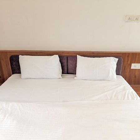 Samrat Homestay Garudeshwar Ngoại thất bức ảnh