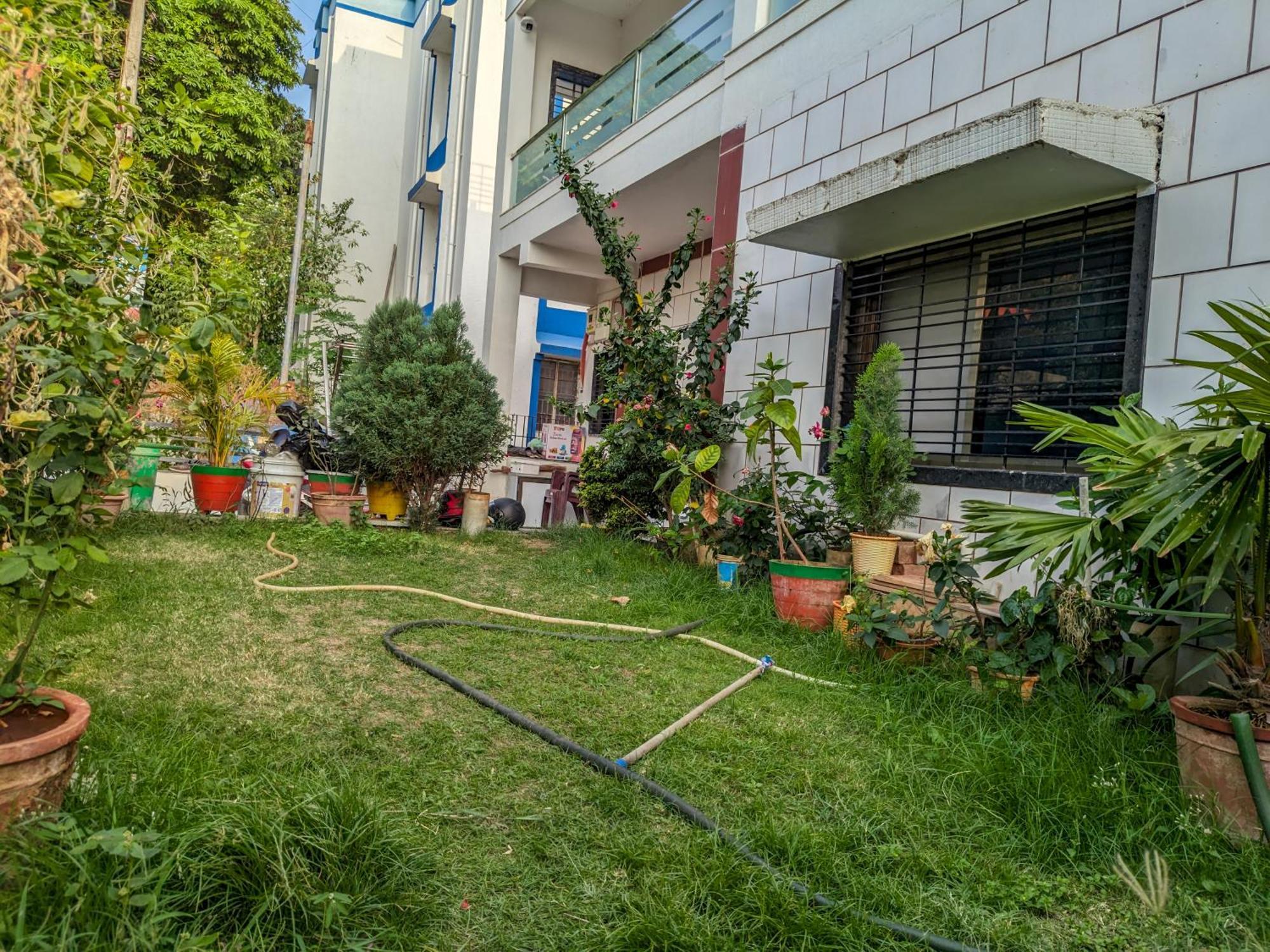 Samrat Homestay Garudeshwar Ngoại thất bức ảnh